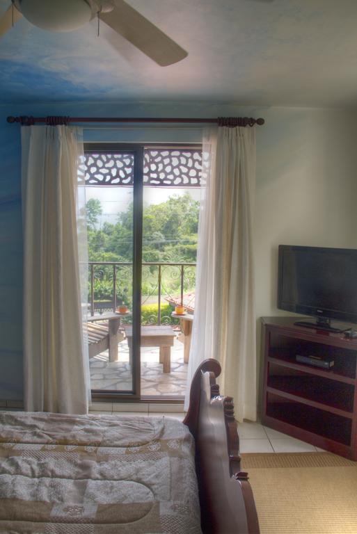 Gingerbread Restaurant & Hotel Nuevo Arenal Phòng bức ảnh